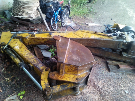 ขายชุดขุดหลังติดท้ายรถตัก ขายถูกๆ คร๊าบลดอีกครับ