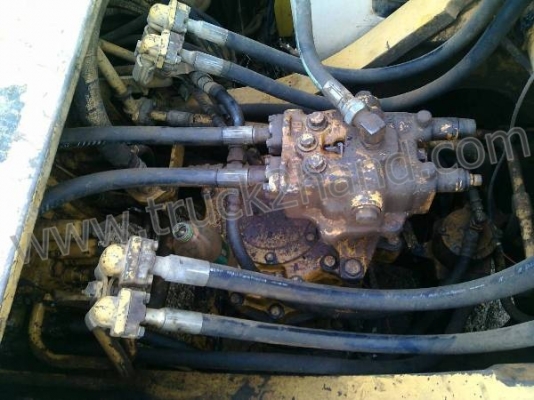 รถแบคโฮ KOMATSU PC-5