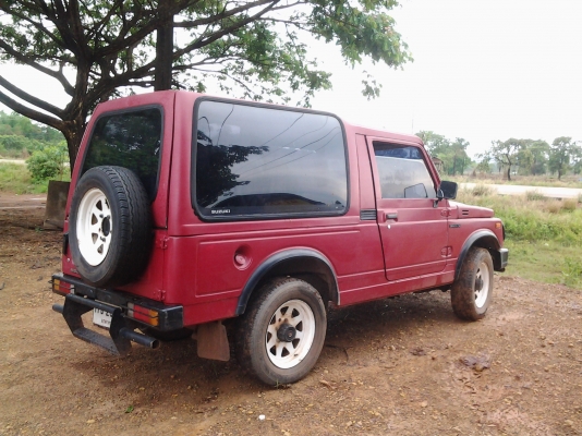 SUZUKI 4x4 แคริเบียนตู้ปลา 1.3 กินแก้ส สภาพพร้อมใช้  ภาษีเต็ม