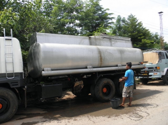 ขายแทงค์ใส่กากน้ำตาล18000ลิตรราคา45000บาทสนใจติดต่อ0847823249