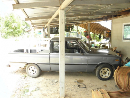 ขายมาสด้า1300สวยพร้อมใช้ แบตรี่ใหม่ ไดสตาสใหม่ ยางดี ติดแก๊สแล้วราคา 42000ติดต่อ0847823249