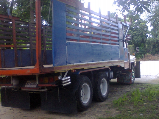 สิบล้อ สภาพสวยๆ