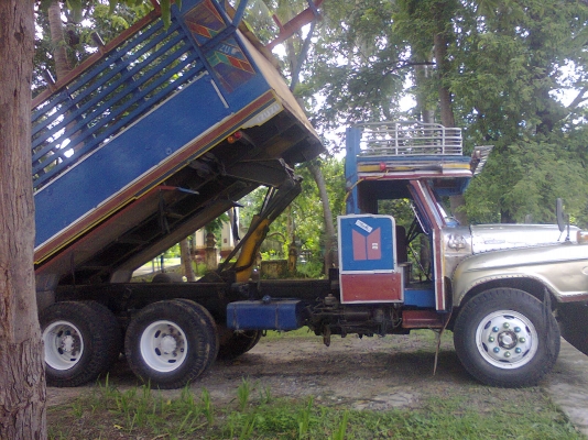 สิบล้อ สภาพสวยๆ