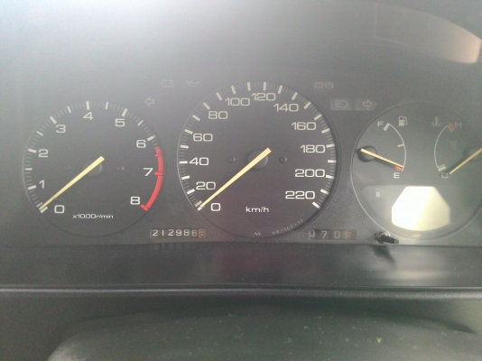 ขายรถเก๋ง  HONDA ACCORD 2.0 EXi ตาเพชร รถสวย ราคาถูก(ขายแล้ว)