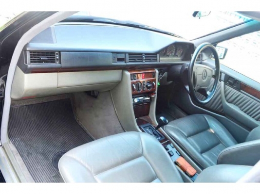 BENZ E220 ปี95 เครื่องเดิม AUTO LPG หัวฉีด