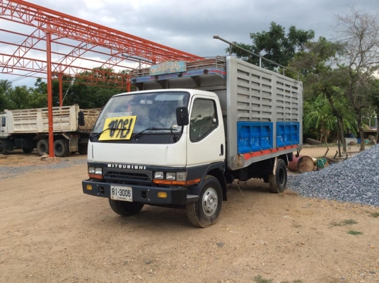 mitsubishi 6 ล้อดั้ม