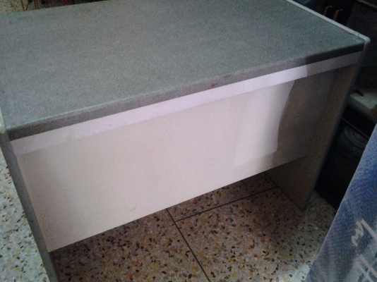 ขายโต๊ะคอม 300บาท ขายโต๊ะคอม 300บาท