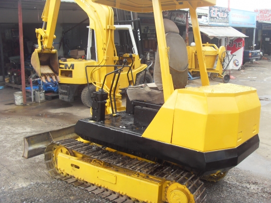 ขายรถแบ๊คโฮ pc-20 KOMATSU รุ่น 5
