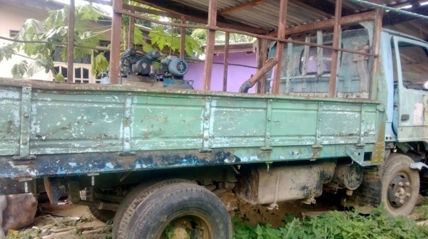 6ล้อรั้ว100แรงISUZU NKR57E รถจอด(ใช้งานได้ปกติ) เครื่องสวย คัสซีสวย...เล่มพร้อม...