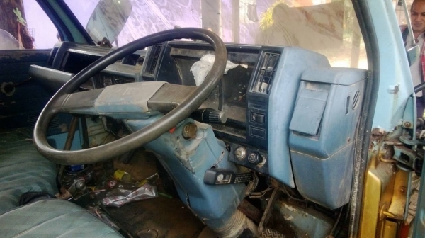 6ล้อรั้ว100แรงISUZU NKR57E รถจอด(ใช้งานได้ปกติ) เครื่องสวย คัสซีสวย...เล่มพร้อม...