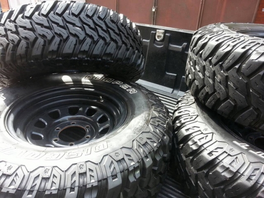 ขายล้อ Rock พร้อมยาง MUD Cooper STT