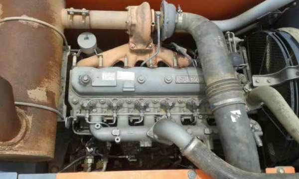 ขายดาวน์ HITACHI ZX200-1สภาพสวยพร้อมใช้ ติดต่อได้ที่คุณ อ๊อฟ พิจิตร 086-737-9991