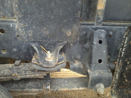 (ขายแล้วค่ะ คุณสำรวย) หกล้อดั้มอีซูสุ 3 คิว  88  แรงม้า เล่มพร้อ