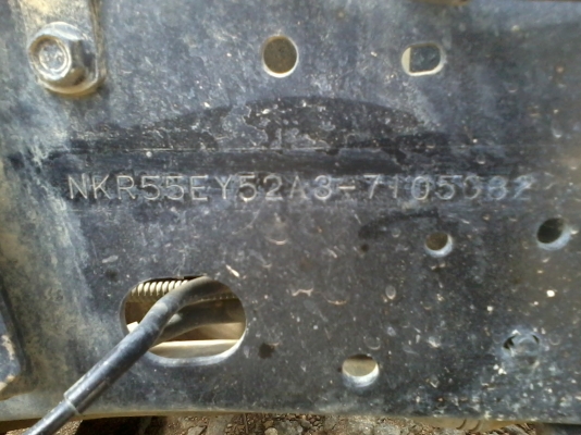 (ขายแล้วค่ะ คุณสำรวย) หกล้อดั้มอีซูสุ 3 คิว  88  แรงม้า เล่มพร้อ