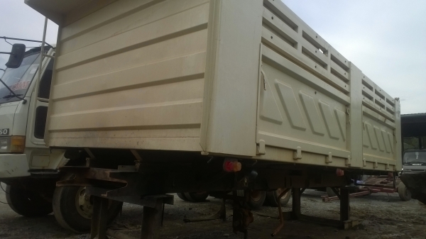 กระบะดั้ม..สวย..สภาพยังใหม่.ครบชุด ยกลงจากFUSO FN527 อุปกรณ์สามมิตร..