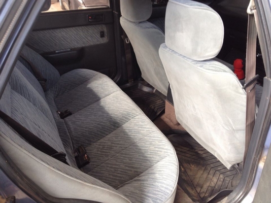 ขาย HYUNDAI ปี38 สวยๆพร้อมใช้ถูกมากครับ