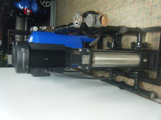 ปั๊มน้ำระบบบูสเตอร์ ยี่ห้อ grundfos สวยๆๆพร้อมใช้งาน ปั๊มน้ำระบบบูสเตอร์ ยี่ห้อ grundfos สวยๆๆพร้อมใช้งาน