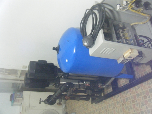 ปั๊มน้ำระบบบูสเตอร์ ยี่ห้อ grundfos สวยๆๆพร้อมใช้งาน ปั๊มน้ำระบบบูสเตอร์ ยี่ห้อ grundfos สวยๆๆพร้อมใช้งาน