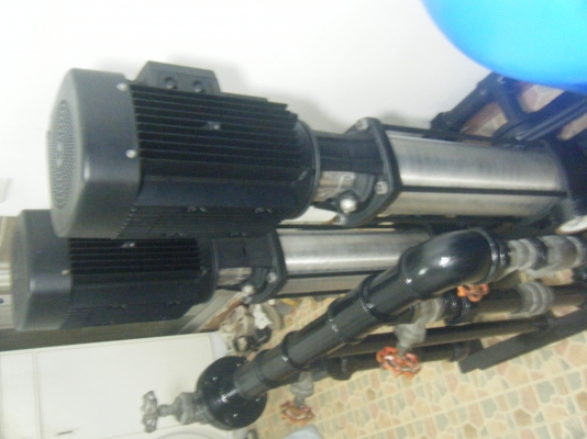 ปั๊มน้ำระบบบูสเตอร์ ยี่ห้อ grundfos สวยๆๆพร้อมใช้งาน ปั๊มน้ำระบบบูสเตอร์ ยี่ห้อ grundfos สวยๆๆพร้อมใช้งาน