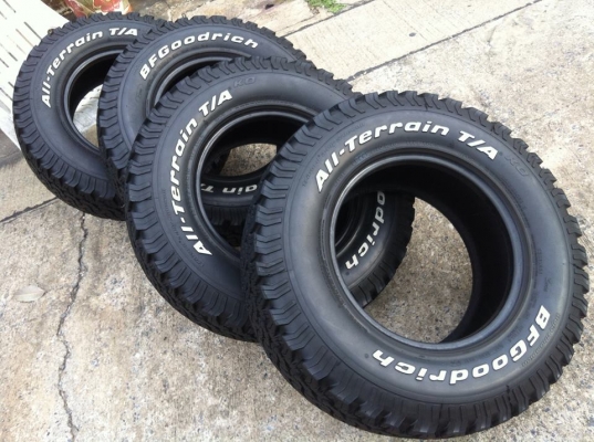 ขายยาง BF Goodrich All-terrain ขนาด 265 70 r16 ดอก1เซนต์