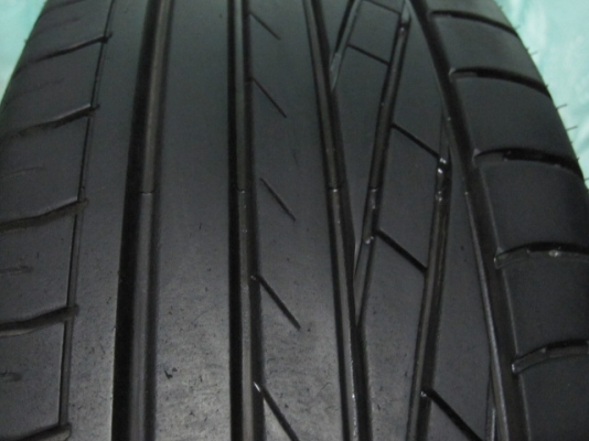 ขายล้อแม็ก Toyota Altis พร้อมยาง Goodyear ขอบ 15 ดอกยางหนาๆ