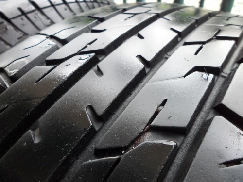 ขายยาง 205-65-16 Bridgestone B390 ปี12 สภาพสวย