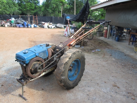 ขายมิตซู  8 แรง   โคลง บิ๊กจิ๋ว   3  เกียร์  ครับ