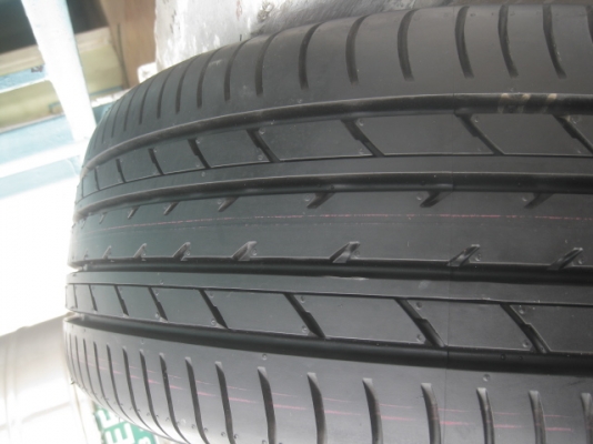 ขายล้อแม็กป้ายแดง new altis 16" 5รู100 พร้อมยางปี14  สนใจติดต่อเล็กคลองสามครับ 081-3747940