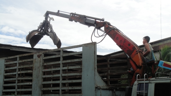 10ล้อ JCM หัว ROCKY พร้อมเฮี๊ยบ3ตัน สวยพร้อมใช้ ราคาถูก