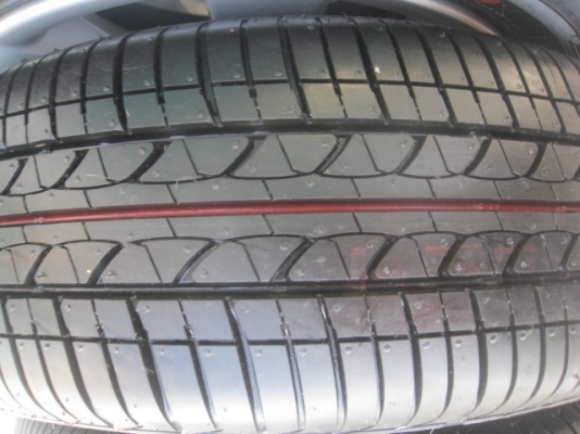 ขายล้อแม็กป้ายแดง nissan almera 15" พร้อมยางปี13 สนใจติดต่อเล็กคลองสามครับ 081-3747940