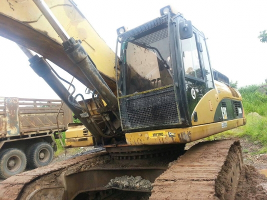CAT 330 D ใช้งานน้อยเอกสารครบ