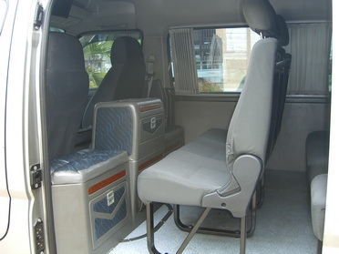 NISSAN URVAN 3.0 DI VX Turdo Intercooler ปี 2007 เกียร์ธรรมดา DVD 2 จอ มือ 1 เช็คศูนย์ สีเดิม ๆ ทั้งค้น วิ่งน้อย สวยตามรูป จัดไฟแนนได้เต็ม เอกสารพร้อมโอน ต่อรองได้