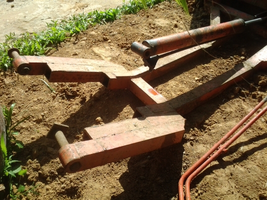 ขายตัวดันหน้าติดกับรถไถคูโบต้า24แรงพร้อมคอนโทน ขายตัวดันหน้าติดกับรถไถคูโบต้า24แรงพร้อมคอนโทน