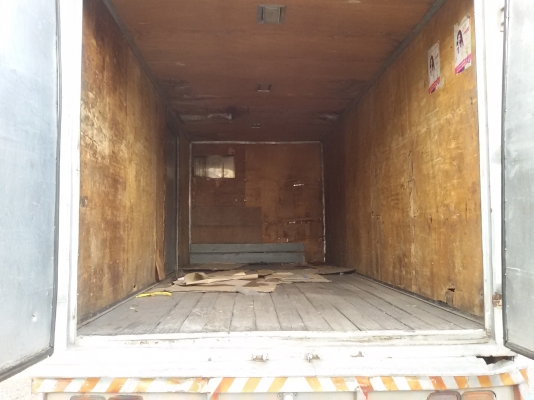 ขายรถ HINO KM779 เครื่อง WO4D 117 แรงม้า ตู้บรรทุก