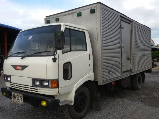 ขายรถ HINO KM779 เครื่อง WO4D 117 แรงม้า ตู้บรรทุก