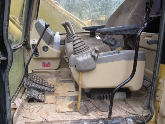 รถแบคโฮ CAT REGA 311B รถแบคโฮ CAT REGA 311B