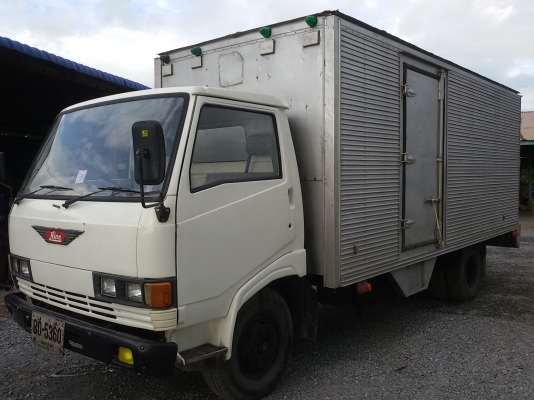 ขายรถ HINO KM779 เครื่อง WO4D 117 แรงม้า ตู้บรรทุก