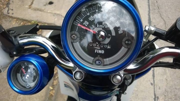 โอนฟรี Fino fi 2013 วิ่งน้อย ไม่ล้มไม่ชน สวยใส ราคาเบาๆ ต่อรองได้