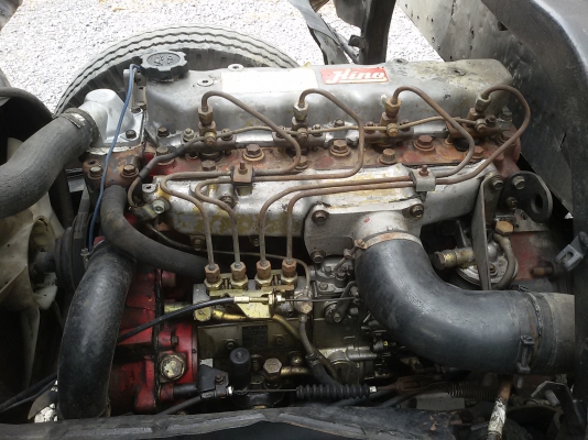 ขายรถ HINO KM779 เครื่อง WO4D 117 แรงม้า ตู้บรรทุก