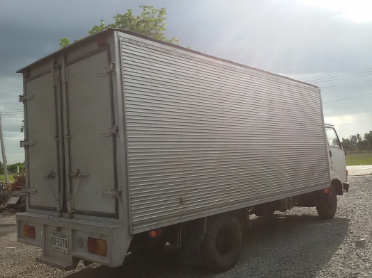 ขายรถ HINO KM779 เครื่อง WO4D 117 แรงม้า ตู้บรรทุก