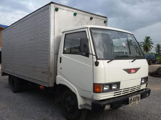 ขายรถ HINO KM779 เครื่อง WO4D 117 แรงม้า ตู้บรรทุก