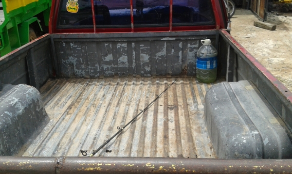 nissan big m ฝาแดง พร้อมทำงานครับ nissan big m ฝาแดง พร้อมทำงานครับ