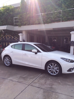 มาสด้า 3 Skyactiv sports compact allnew