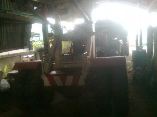 ขายรถคีบอ้อยหกล้อ คีบหลัง