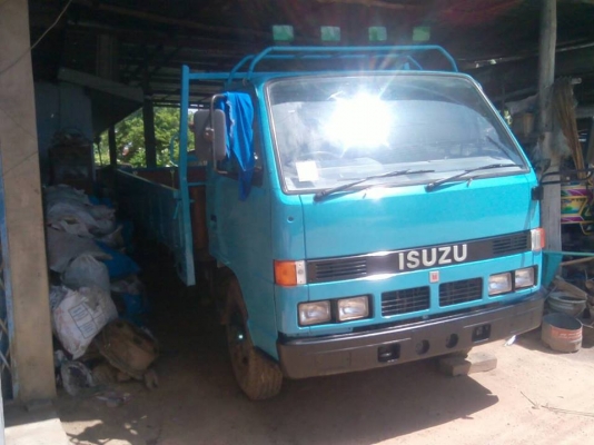 ขายด่วน  NKR110 ปี 2536 ห้างแท้ รถเดิมบางทั้งคัน   เดิมเป็นรถเบียร์ช้าง