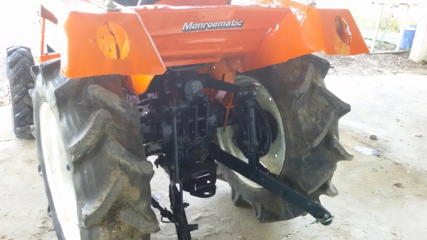 ขายคูโบต้า 2000bt  2เพลาสภาพพร้อมใช่ครับระบบใช่งานได้ดี เดิมมากครับ