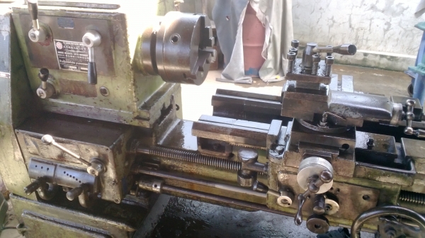 แท่นกลึง ต้าชิง 500 A  เกียร์บล็อก 3 เพลา พร้อมใช้งาน 65,000