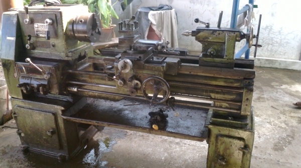 แท่นกลึง ต้าชิง 500 A  เกียร์บล็อก 3 เพลา พร้อมใช้งาน 65,000