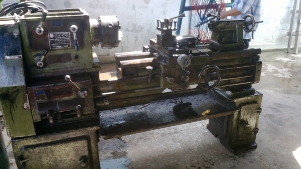 แท่นกลึง ต้าชิง 500 A  เกียร์บล็อก 3 เพลา พร้อมใช้งาน 65,000