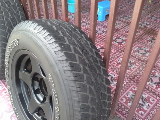 แม็ก16 Lanso เบสเล่ กว้าง8 ออฟ0พร้อมยางToyo245/70r16ปี10 แม็ก16 Lanso เบสเล่ กว้าง8 ออฟ0พร้อมยางToyo245/70r16ปี10